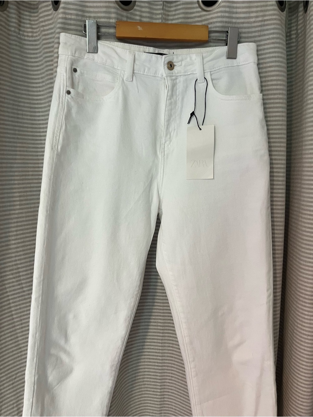 Mom Fit Zara Jeans (White) NWT - Picture 3 of 8